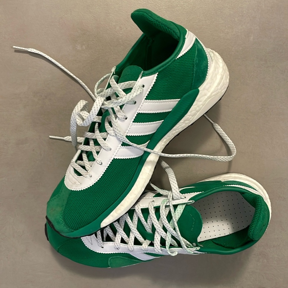 Adidas continental sz 9